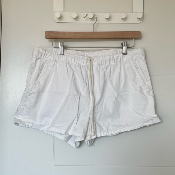 Aerie beach shorts. - Picture 1 of 4